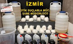 İzmir'de 112 kilogram sentetik uyarıcı ele geçirildi