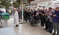 Oyuncu Zafer Algöz'ün annesi Balıkesir'de toprağa verildi