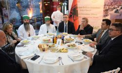 Türkiye'nin Tiran Büyükelçiliği ile Elbasan Bektaşilik Merkezi tarafından iftar verildi