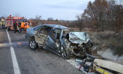 Uşak'taki trafik kazasında 1 kişi öldü, 2 kişi yaralandı