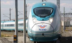 Bakan Uraloğlu'ndan 'müjde': Emeklilere hızlı tren indirimi