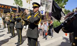 Askeri bando takımı Silopi'de konser verdi