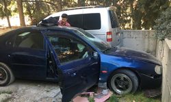 Burdur'da otoparkta duvara çarpan otomobilin sürücüsü yaralandı