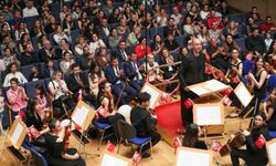 CHP Genel Başkanı Özel, Bilkent Çocuk Senfoni Orkestrası konserini izledi