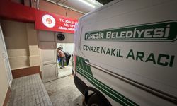 GÜNCELLEME - Adana'da elektrikli bisikletten düşen hamile kadın otobüsün altında kalarak öldü