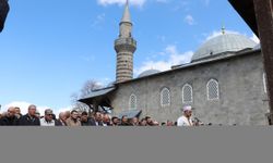 İsrail saldırılarında hayatını kaybedenler için Erzurum ve Erzincan'da gıyabi cenaze namazı