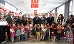 İstanbul İl Milli Eğitim Müdürlüğü'nde "Bayramın Adı Çocuk" resim sergisi açıldı
