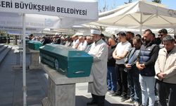 Kayseri'de karbonmonoksitten zehirlenerek ölen 2 kardeşin cenazesi toprağa verildi