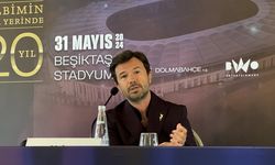 Şarkıcı Yalın kariyerinin 20. yıl dönümünü Beşiktaş'ta kutlayacak