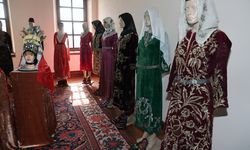 Sivas'ın yöresel kıyafetleri Atatürk Kongre Müzesi'nde sergileniyor