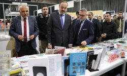 Türkiye’nin Üsküp Büyükelçisi Ulusoy, 36. Üsküp Kitap Fuarı'na katıldı