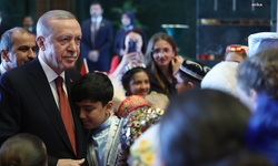 Cumhurbaşkanı Erdoğan, çocuklarla bir araya geldi