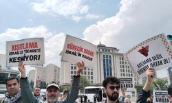 AKP Genel Merkezi önünde 'İsrail' eylemi: Kısıtlama ile ihanet bitmez