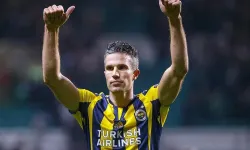 Efsane futbolcu Robin van Persie'nin, sahalara geri döneceği iddia ediliyor