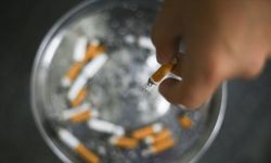 İngiltere'de hayat boyu sigara satışı yasaklandı
