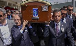CHP Grup Müdürü Bayraktar'ın cenazesine Özel ve Kılıçdaroğlu da katıldı