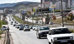 43 ilin yolunda bayram yoğunluğu yaşanıyor