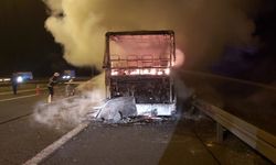 Ankara-Bolu kara yolunda seyir halindeki yolcu otobüsü yandı