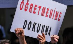 Ankara'da öğretmenler öldürülen meslektaşları için iş bıraktı