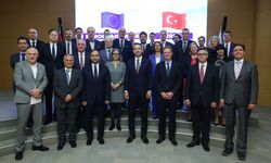 Bakan Bayraktar, AB Türkiye Delegasyonu ve büyükelçilerle enerjide işbirliği fırsatlarını görüştü
