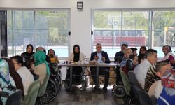 Çubuk Belediye Başkanı Demirbaş, engelliler ve aileleriyle buluştu