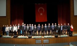 Cumhurbaşkanı Başdanışmanı Sertçelik Kayseri'de konferans verdi