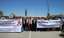 Denizli'de üniversite öğrencileri İsrail'i protesto etti