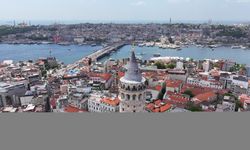 Galata Kulesi yeniden ziyaretçileri ağırlıyor