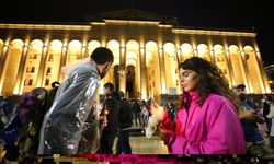Gürcistan'da, "yabancı etkinin şeffaflığı" yasa tasarısı karşıtı gösteriler sürüyor