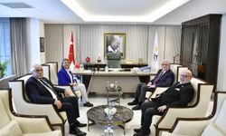 İYİ Parti Genel Başkanı Dervişoğlu, İzmit Belediye Başkanı Kaplan ile görüştü