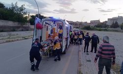 Kırıkkale'de devrilen motosikletteki 2 kişi yaralandı