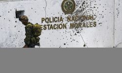 Kolombiya'da düzenlenen bombalı saldırıda 2'si polis 6 kişi yaralandı