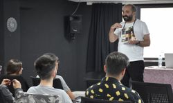 Şehit Eren Bülbül Gençlik Merkezindeki drama atölyesinde eğitimler sürüyor
