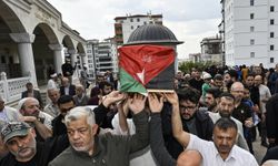 Tedavi gördüğü hastanede hayatını kaybeden Filistinli çocuk Ankara'da defnedildi