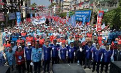 Türkiye Kamu-Sen 1 Mayıs Emek ve Dayanışma Günü'nü İzmir'de kutladı