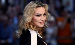 Madonna'ya 'müstehcen konser' davası açıldı