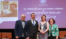 Özgür Özel, Türkan Saylan'ı anma programına katıldı