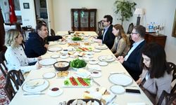 AB Daimi Temsilcisi Kaymakcı, Brüksel'de basın mensuplarına Türk kahvaltısını tanıttı