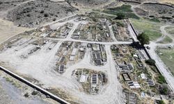 Hacılar Belediyesi, Karpuzsekisi Mezarlığını yeniden düzenliyor