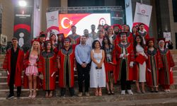 İskenderun'da üniversite öğrencilerinden mezuniyet töreninde İsrail'e tepki