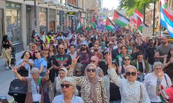 İsrail'in Refah'ta Filistinlilerin kampına yönelik saldırısı İsveç'te  protesto edildi