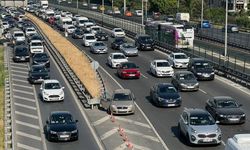 İstanbul'da haftanın ilk iş gününde trafik yoğunluğu yaşanıyor