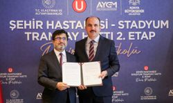 Konya'da Şehir Hastanesi-Stadyum Tramvay Hattının 2. etap protokolü imzalandı