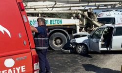 Malatya'da beton pompası aracına çarpan otomobildeki 5 kişi yaralandı