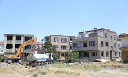 Melikgazi Belediyesi Aydınlıkevler'de kentsel dönüşüm çalışmalarına başladı