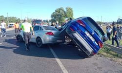 Tekirdağ'da iki otomobilin çarpışması sonucu 6 kişi yaralandı