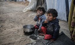 İsrail'in Gazze saldırılarında en az 40 çocuk açlıktan öldü
