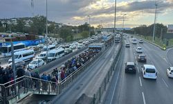 Metrobüs hattında yenileme çalışması: 45 gün sürecek