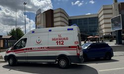 Erzurum'da alışveriş merkezinde çıkan bıçaklı kavgada 2 kişi yaralandı