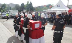 GÜNCELLEME - Kırıkkale'de trafik kazasında 1 polis hayatını kaybetti, 1'i polis 2 kişi yaralandı